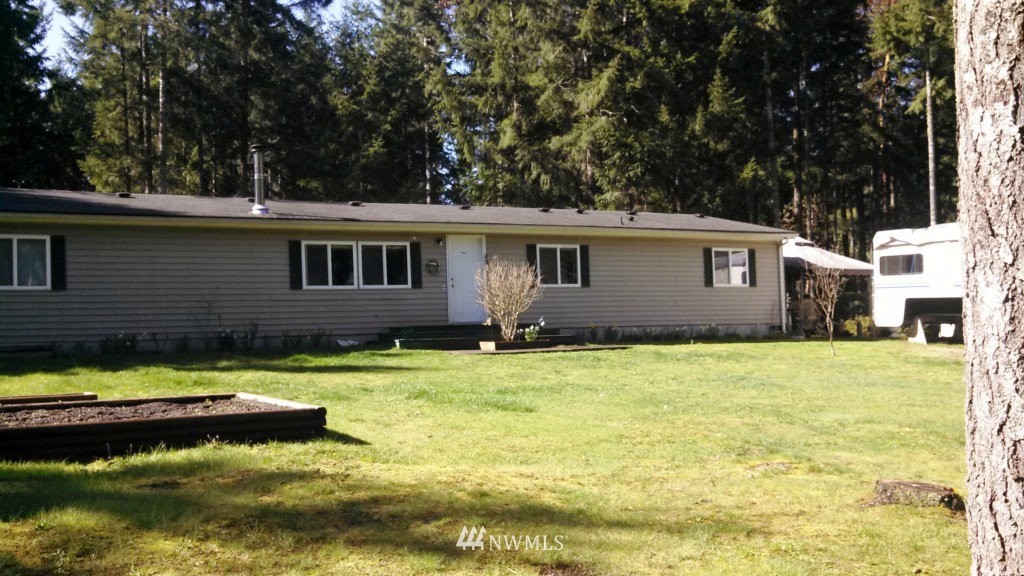 112 Webb Road Southwest Lakebay, WA 98349 - Photo 1 of 24