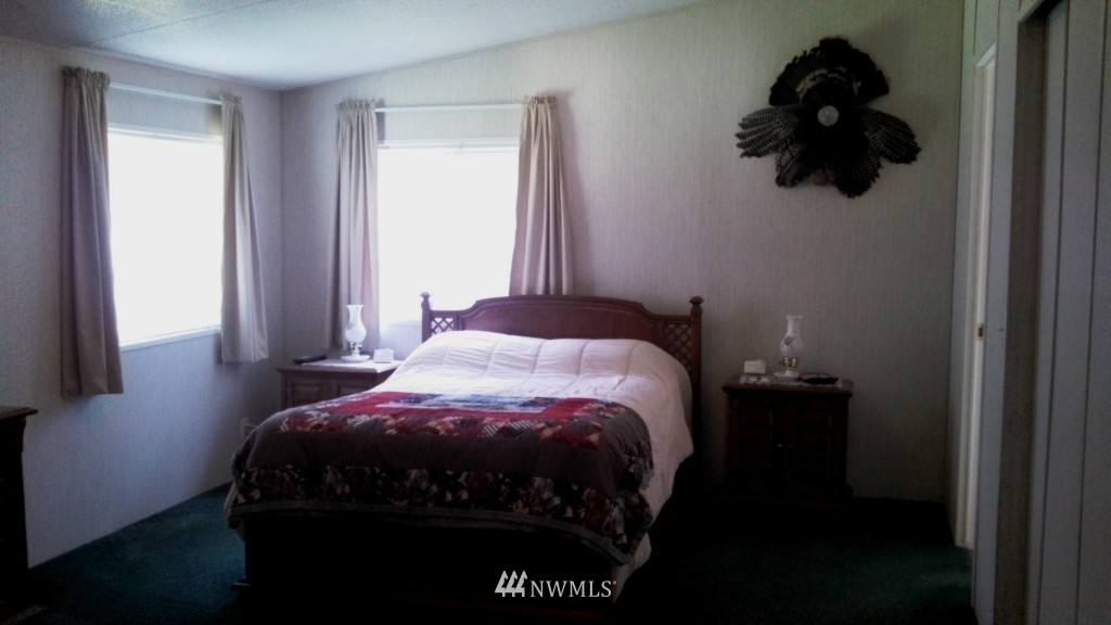 112 Webb Road Southwest Lakebay, WA 98349 - Photo 11 of 24