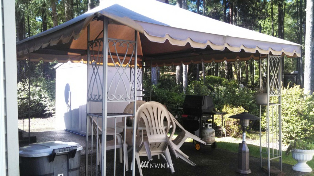 112 Webb Road Southwest Lakebay, WA 98349 - Photo 19 of 24