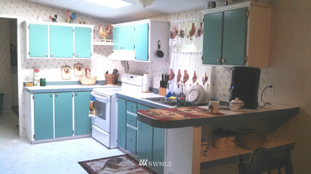 112 Webb Road Southwest Lakebay, WA 98349 - Photo 4 of 24