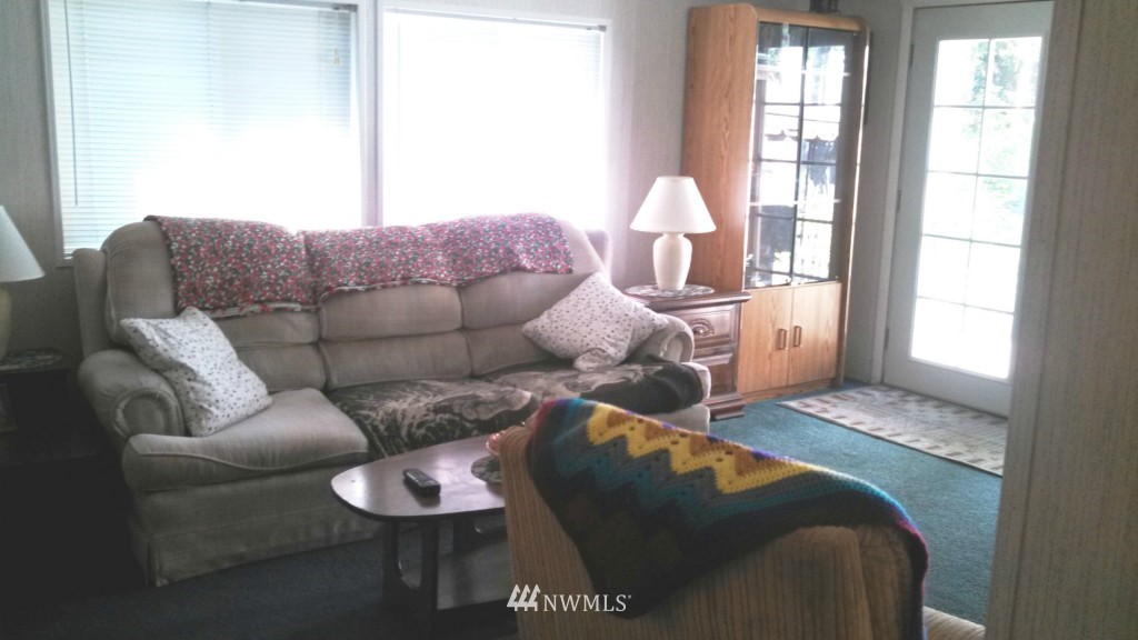 112 Webb Road Southwest Lakebay, WA 98349 - Photo 10 of 24