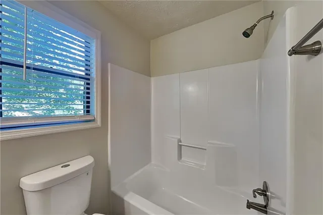 $1,975 | 4027 Evelyn Drive, Powder Springs, GA 30127