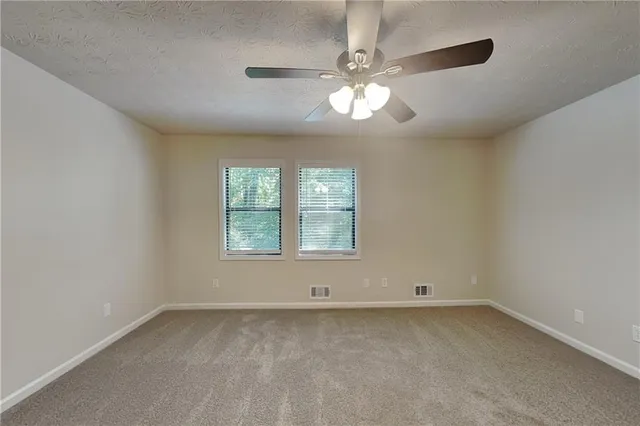 $1,975 | 4027 Evelyn Drive, Powder Springs, GA 30127