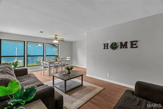 $210,000 | 102 Gale Drive, Fairview Heights, IL 62208