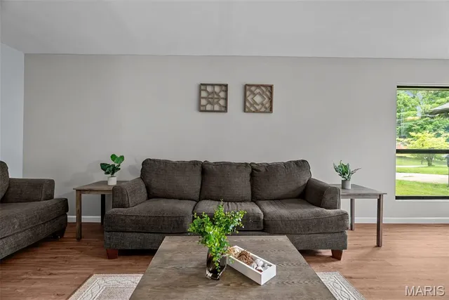 $210,000 | 102 Gale Drive, Fairview Heights, IL 62208