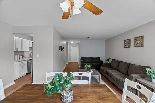 $210,000 | 102 Gale Drive, Fairview Heights, IL 62208