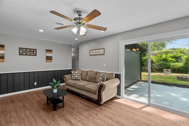 $210,000 | 102 Gale Drive, Fairview Heights, IL 62208