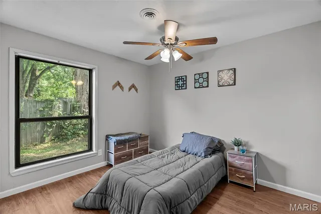 $210,000 | 102 Gale Drive, Fairview Heights, IL 62208