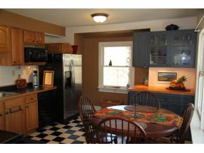 230 Barber Pond Road Pownal, VT 05261 - Photo 3 of 24