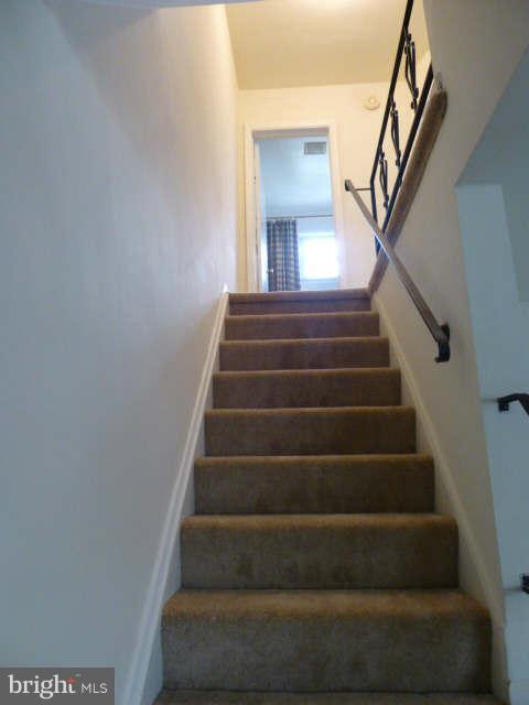 2702 Norfen Road Baltimore, MD 21227 - Photo 8 of 23 Interior (General)