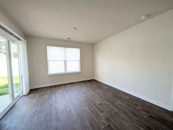 $1,895 | 869 Twickenham Loop, Longs, SC 29568