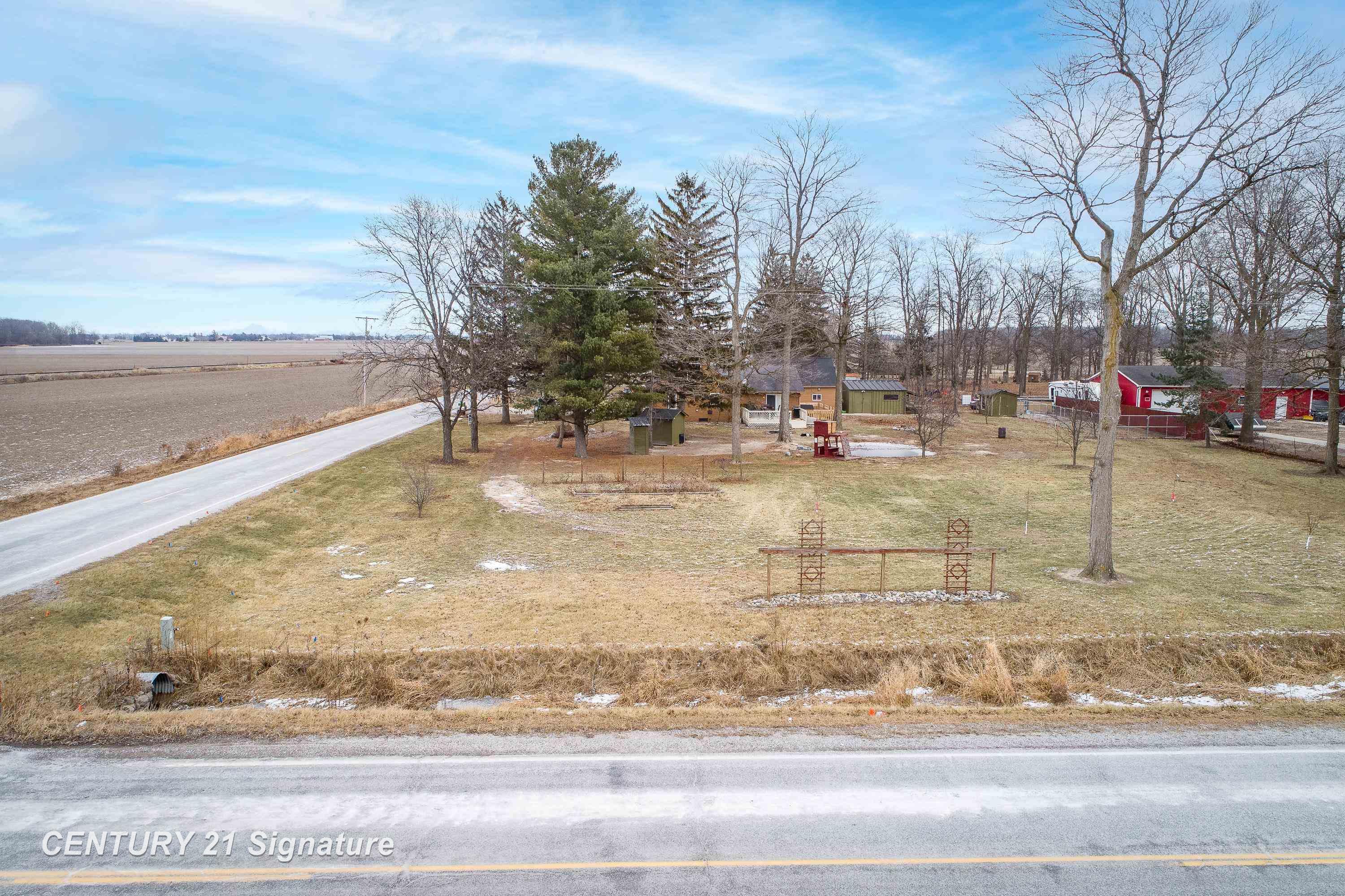 6524 Hess Road Saginaw, MI 48601 - Photo 21 of 26 50164029-cde53ca9-01d0-4e89-8483-9ea2bb2bc895.JPG