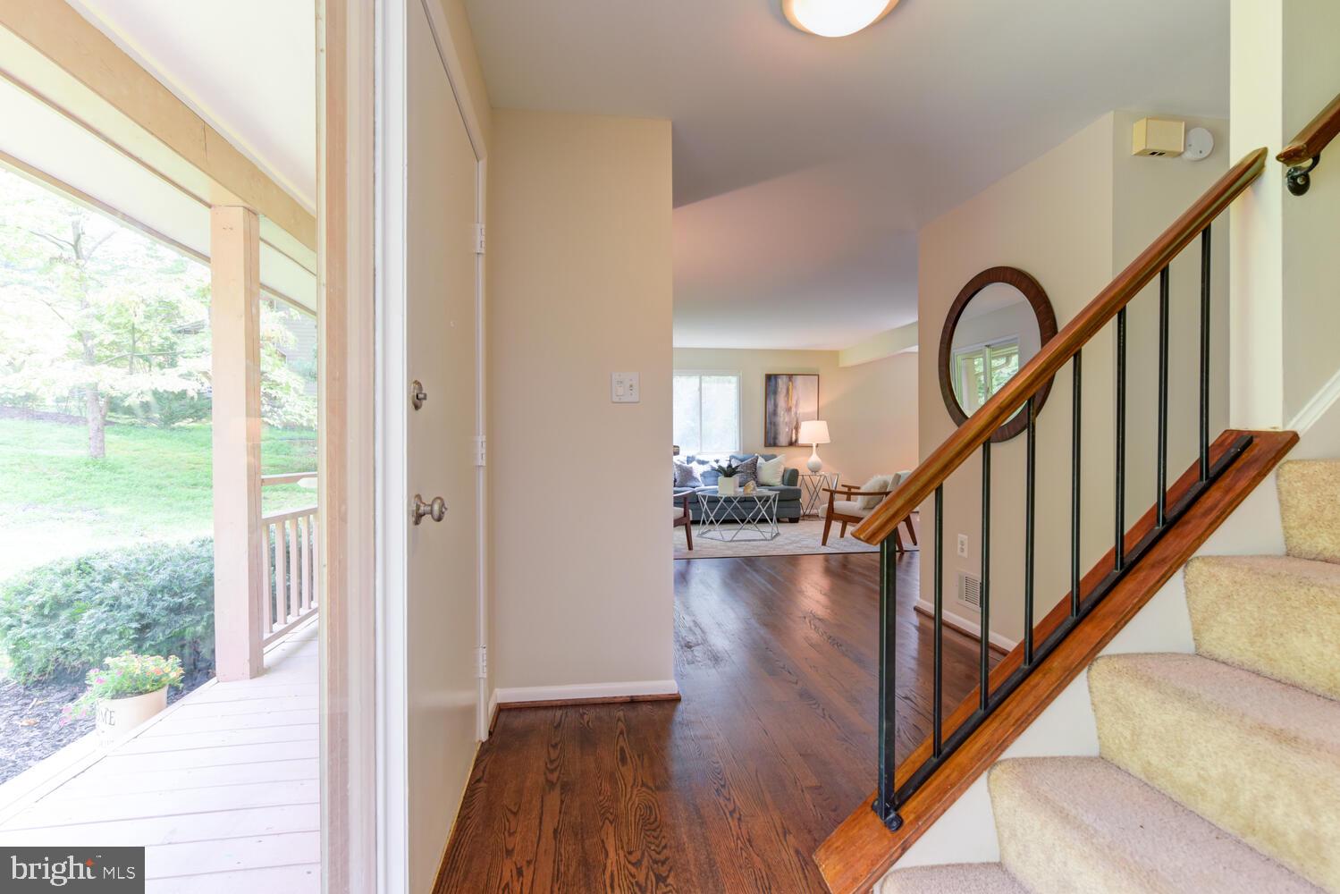 10902 Howland Drive Reston, VA 20191 - Photo 2 of 43 Foyer