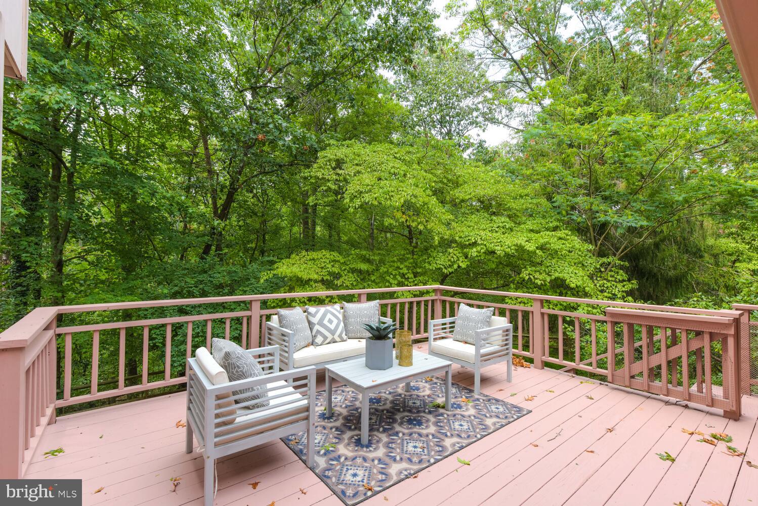 10902 Howland Drive Reston, VA 20191 - Photo 38 of 43 Deck
