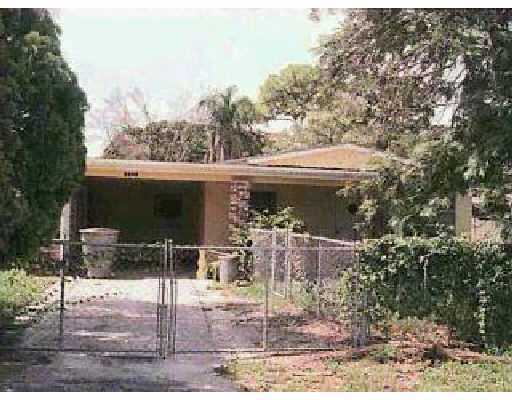 2303 Florida, Unit 1 Fort Pierce, FL 34950 - Photo 1 of 1 Primary Photo
