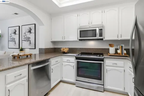 $925,000 | 57 Danville Oak Place, Danville, CA 94526