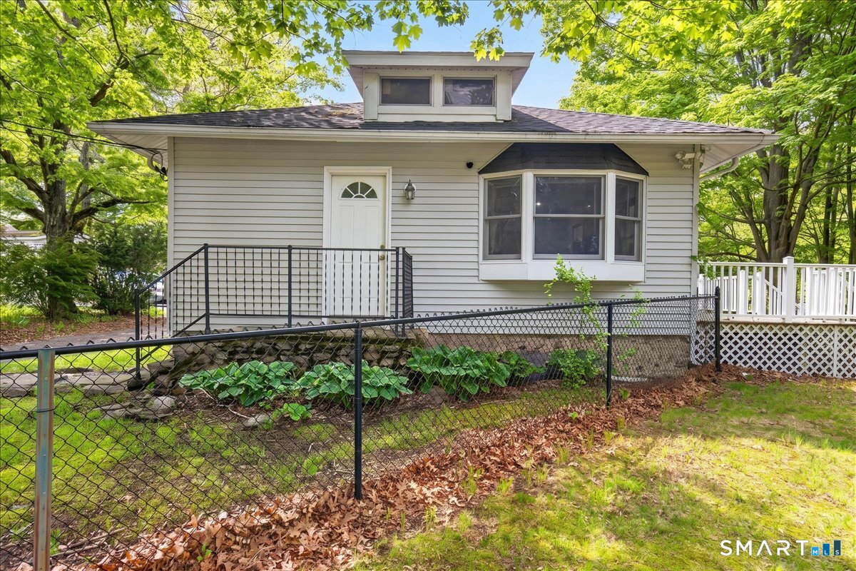 145 Liberty Street Clinton, CT 06413 - Photo 1 of 29