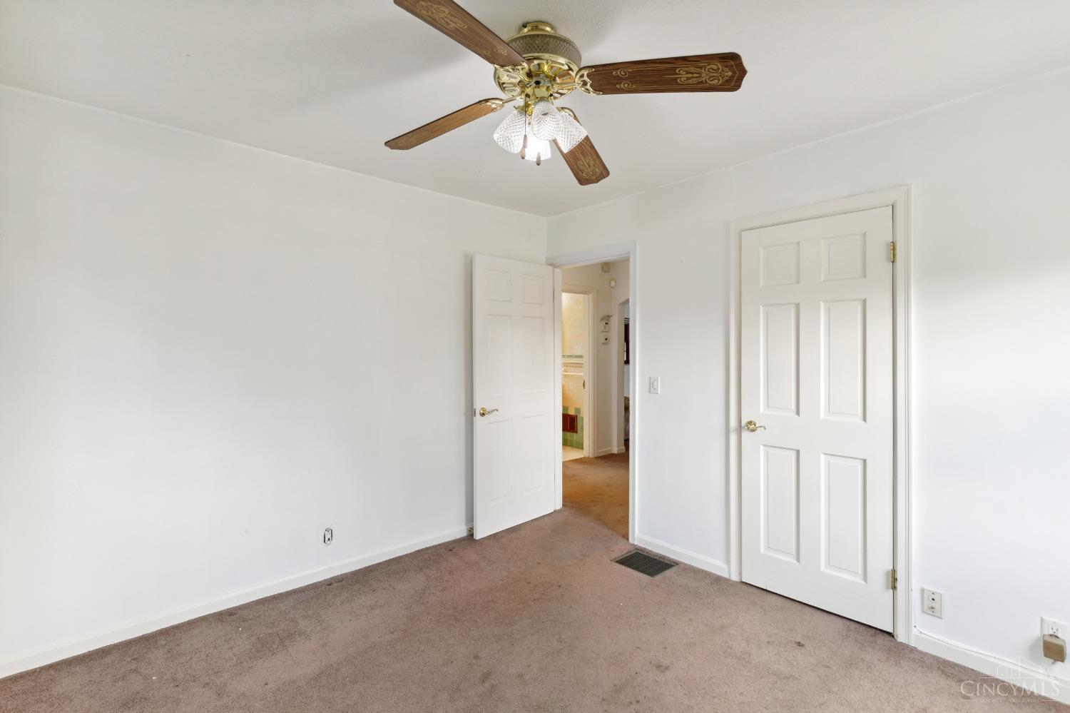 4316 North Bend Road Cincinnati, OH 45211 - Photo 18 of 23 Gallery Image 18