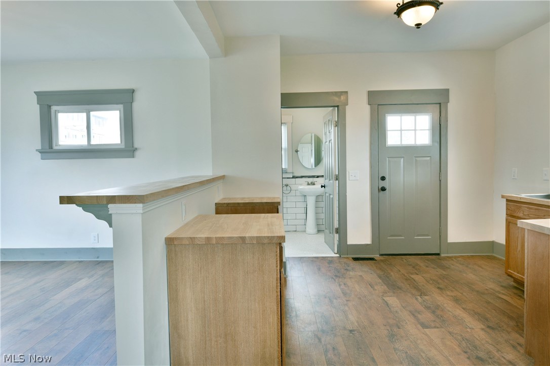 622 High Avenue Southwest Canton, OH 44707 - Photo 14 of 50