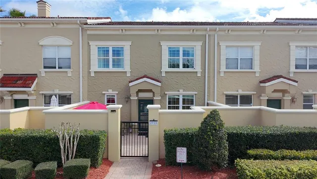 $338,999 | 2726 Bella Vista Drive, Davenport, FL 33897