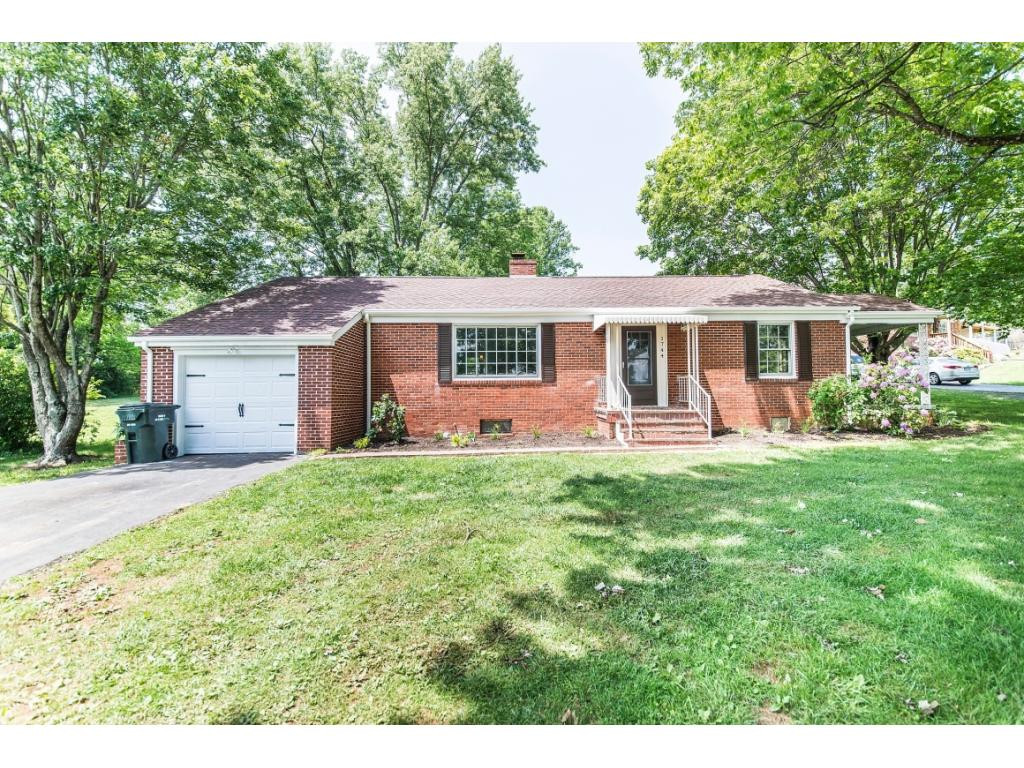 1744 Wendover Road Bristol, VA 24201 - Photo 2 of 27 Photo 2
