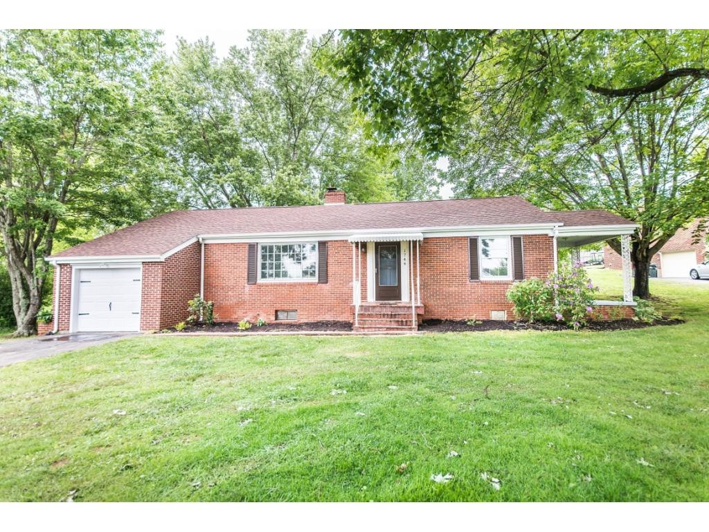 1744 Wendover Road Bristol, VA 24201 - Photo 4 of 27 Photo 4