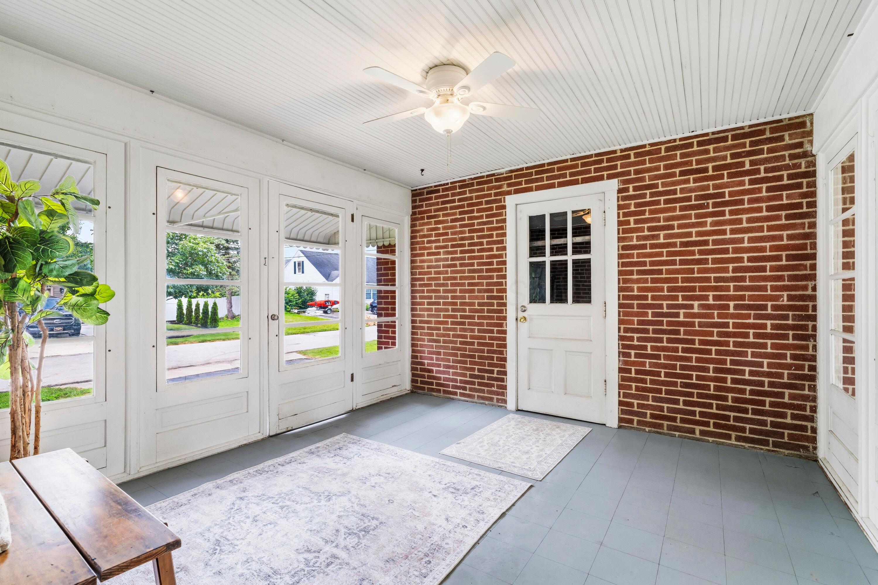 3213 Mountview Road Upper Arlington, OH 43221 - Photo 46 of 61 Breezeway