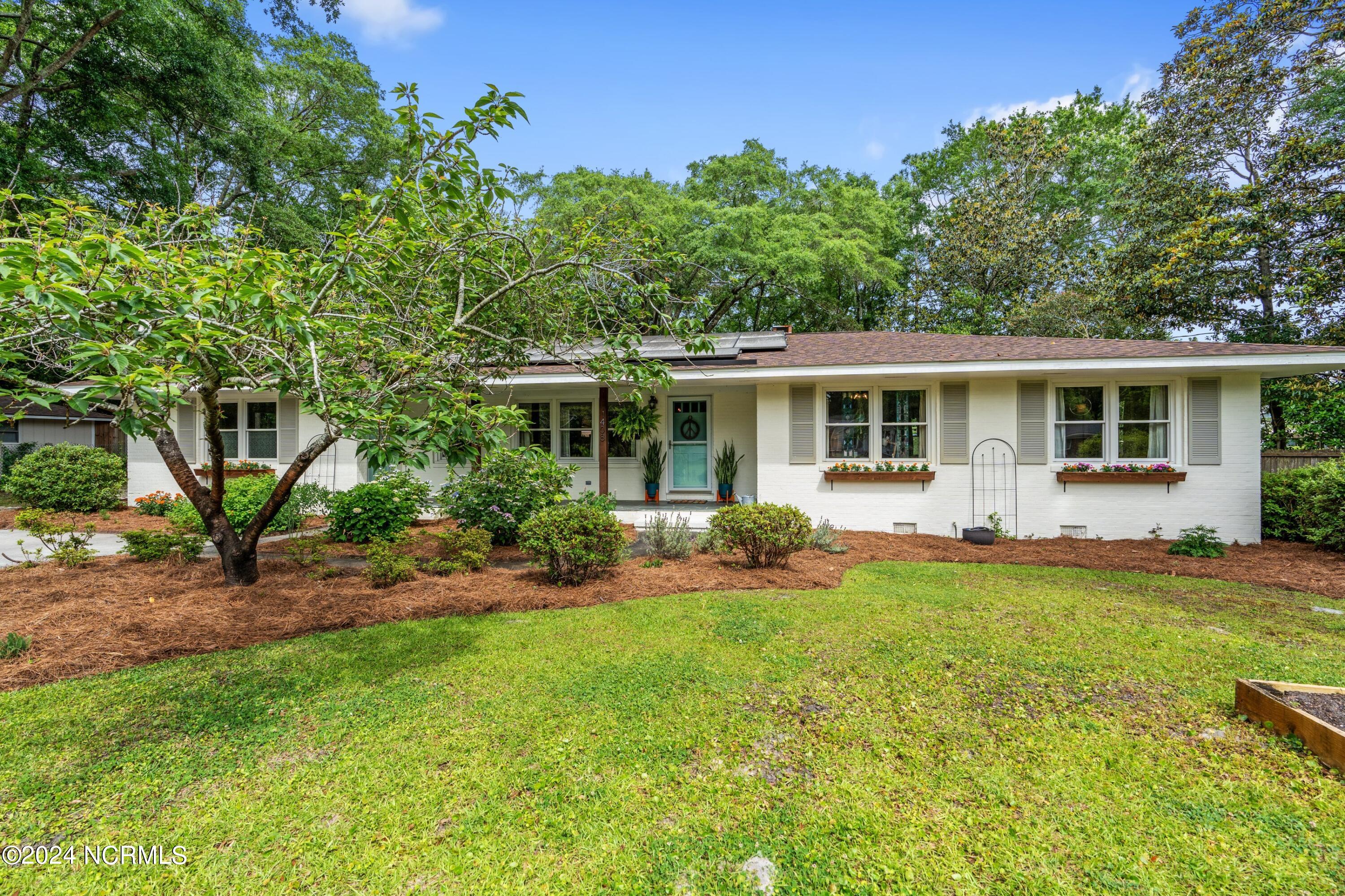 1408 Robin Hood Road Wilmington, NC 28401 - Photo 1 of 44 1408 Robin Hood