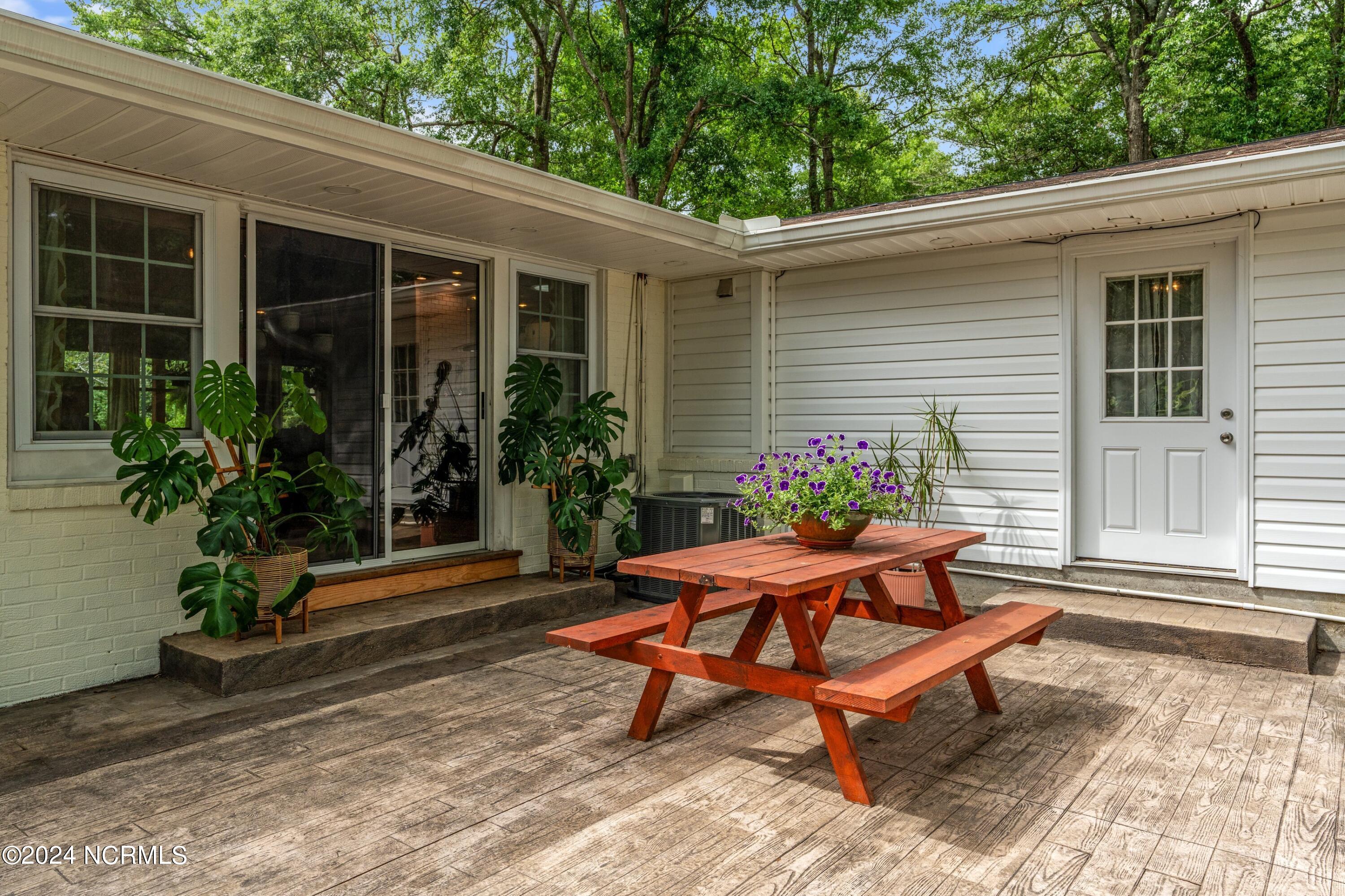 1408 Robin Hood Road Wilmington, NC 28401 - Photo 36 of 44 033-1408RobinhoodRoad-Wilmington-NC-2840