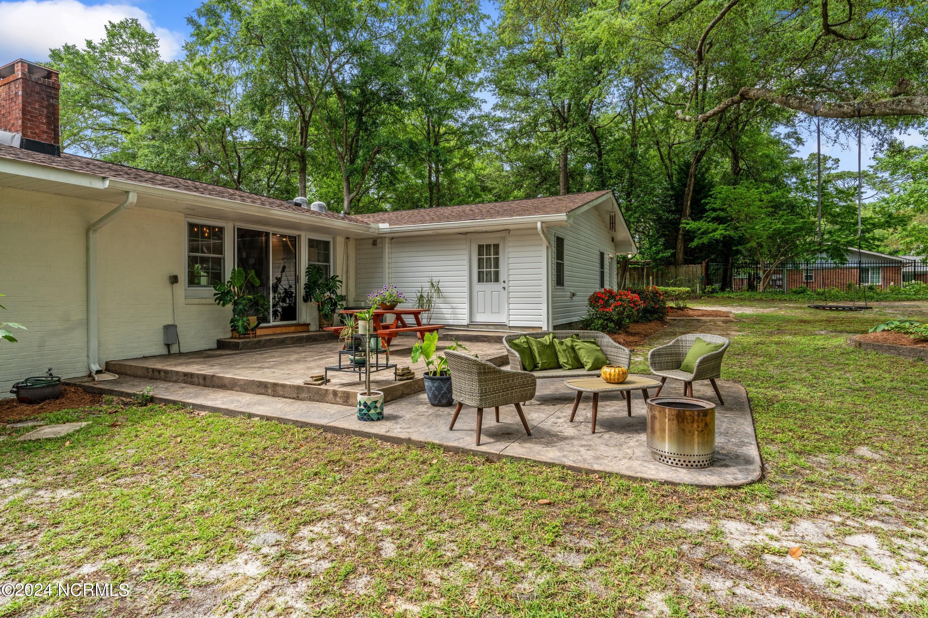 1408 Robin Hood Road Wilmington, NC 28401 - Photo 39 of 44 035-1408RobinhoodRoad-Wilmington-NC-2840