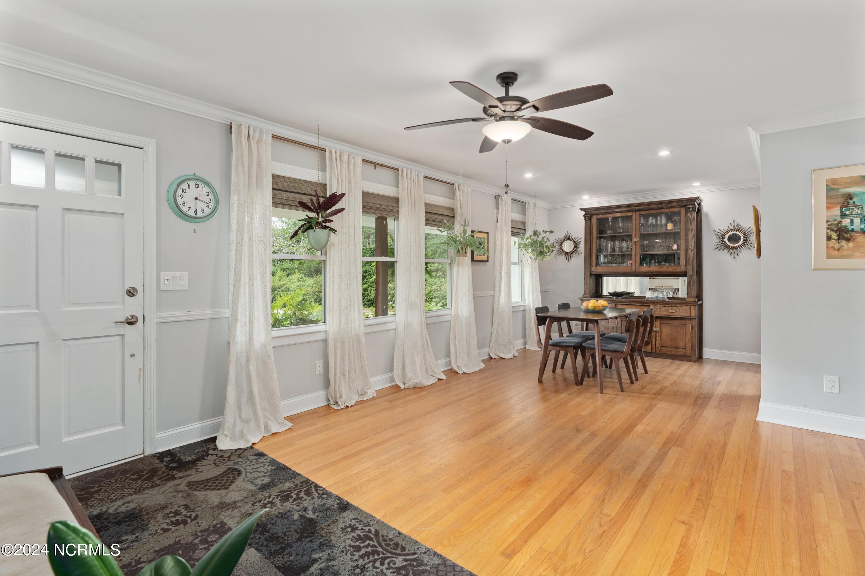 1408 Robin Hood Road Wilmington, NC 28401 - Photo 8 of 44 016-1408RobinhoodRoad-Wilmington-NC-2840