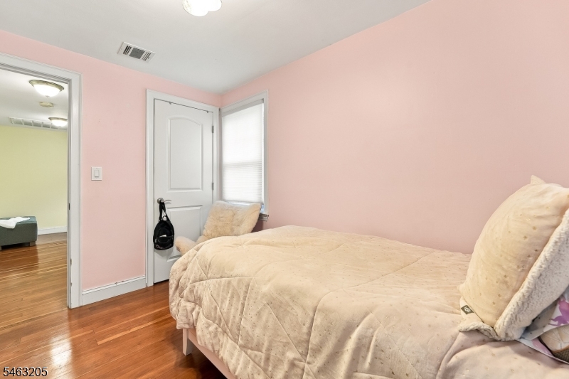 818 Ridge Road Cedar Grove, NJ 07009 - Photo 14 of 24 Gallery Image 14