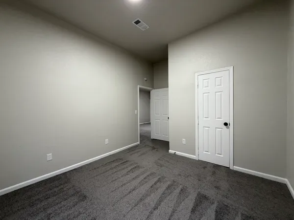 $949 | 3710 Holmes Road, Unit A, Houston, TX 77051