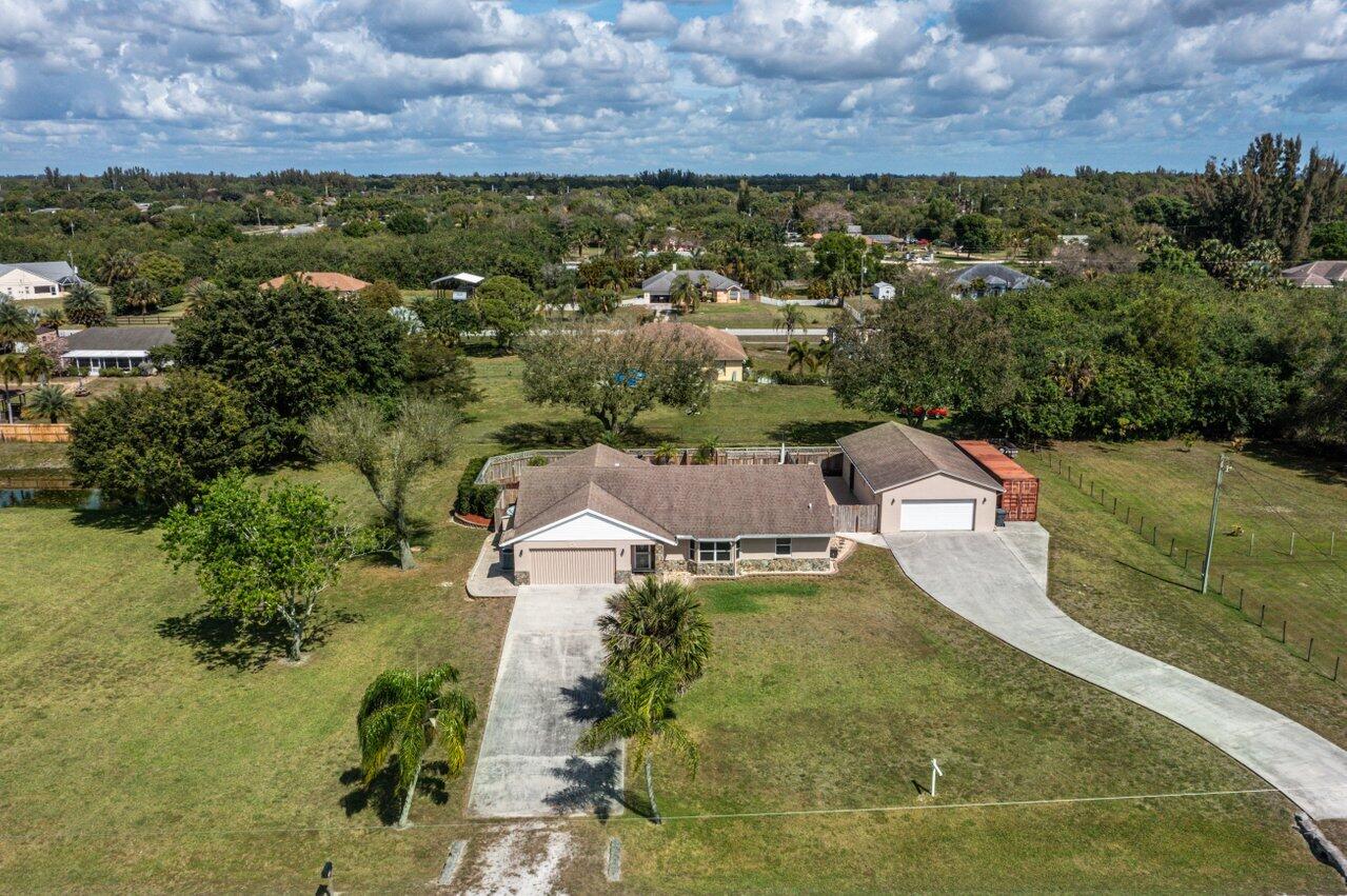 17421 33rd Road North Loxahatchee, FL 33470 - Photo 35 of 44 031-1742133rdRoadNorth-Loxahatchee-FL-33
