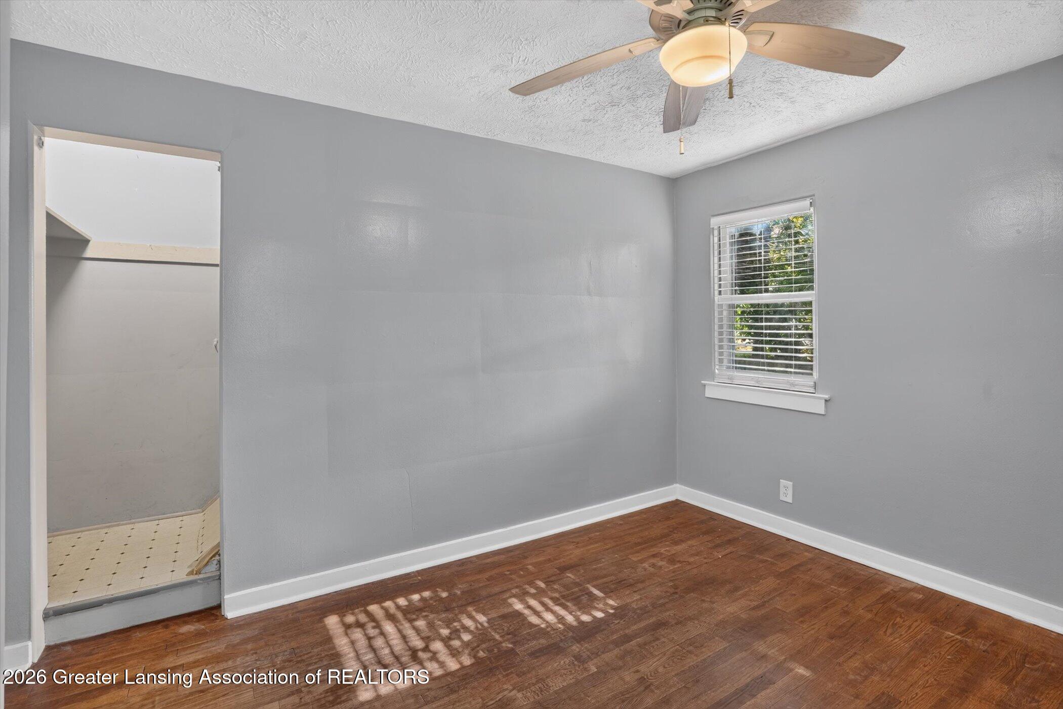 2020 Hamilton Road Okemos, MI 48864 - Photo 20 of 38 21-2020-Hamilton-Rd-WindowStill-Photogra