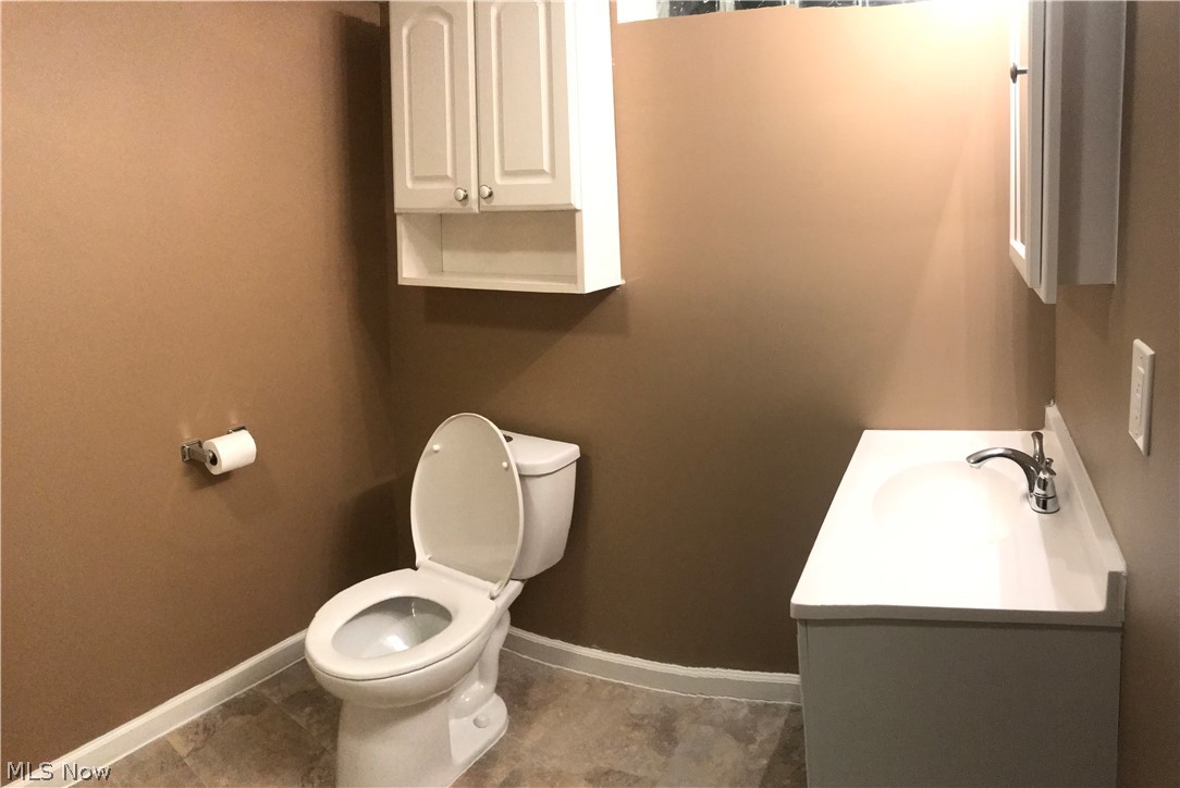 15817 Corkhill Road Maple Heights, OH 44137 - Photo 12 of 17 Gallery Image 12