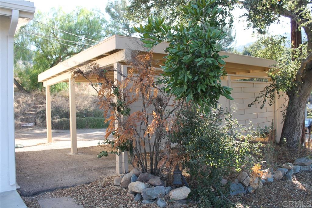 9117 Old Castle Road Valley Center, CA 92082 - Photo 12 of 17