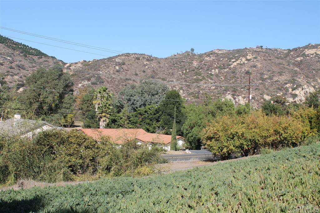 9117 Old Castle Road Valley Center, CA 92082 - Photo 10 of 17