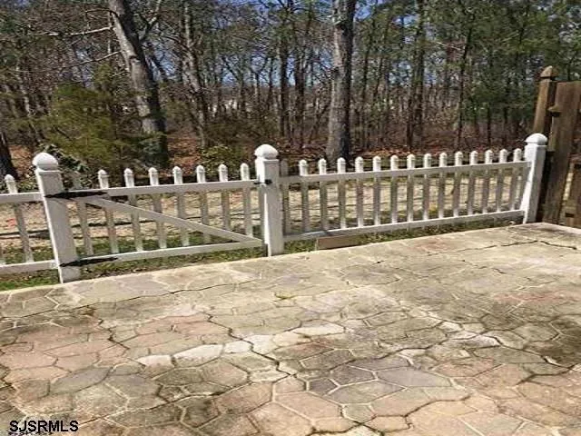 an empty room that has a window