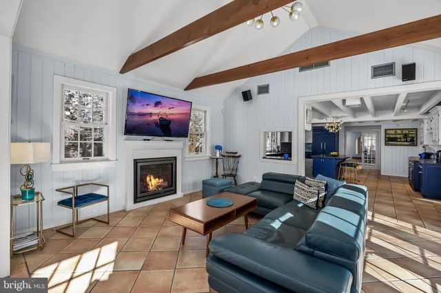 $2,450,000 | 700 Lippincott Avenue, Moorestown, NJ 08057