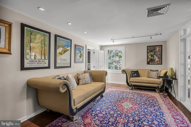 $2,450,000 | 700 Lippincott Avenue, Moorestown, NJ 08057