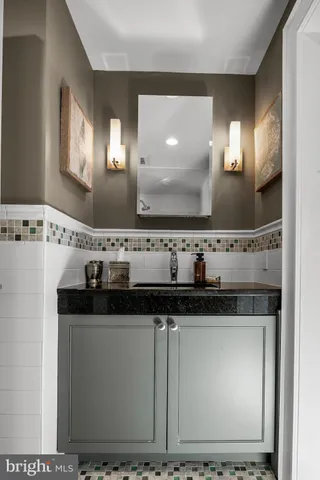 $2,450,000 | 700 Lippincott Avenue, Moorestown, NJ 08057