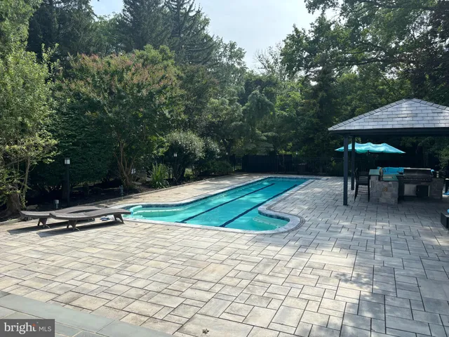 $2,450,000 | 700 Lippincott Avenue, Moorestown, NJ 08057