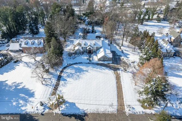 $2,450,000 | 700 Lippincott Avenue, Moorestown, NJ 08057