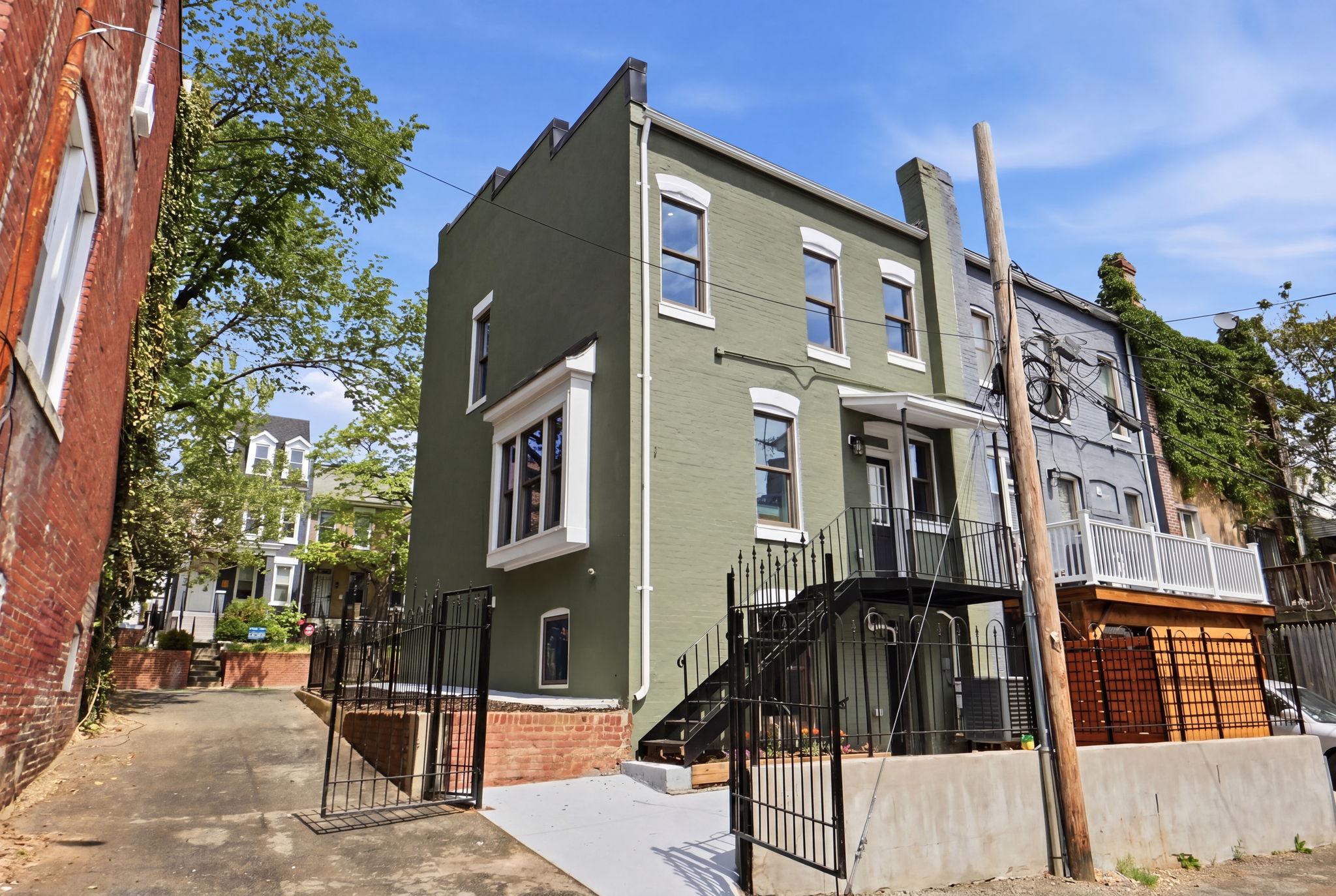 518 Columbia Road Northwest Washington, DC 20001 - Photo 35 of 35 Charming green duplex with modern flair.