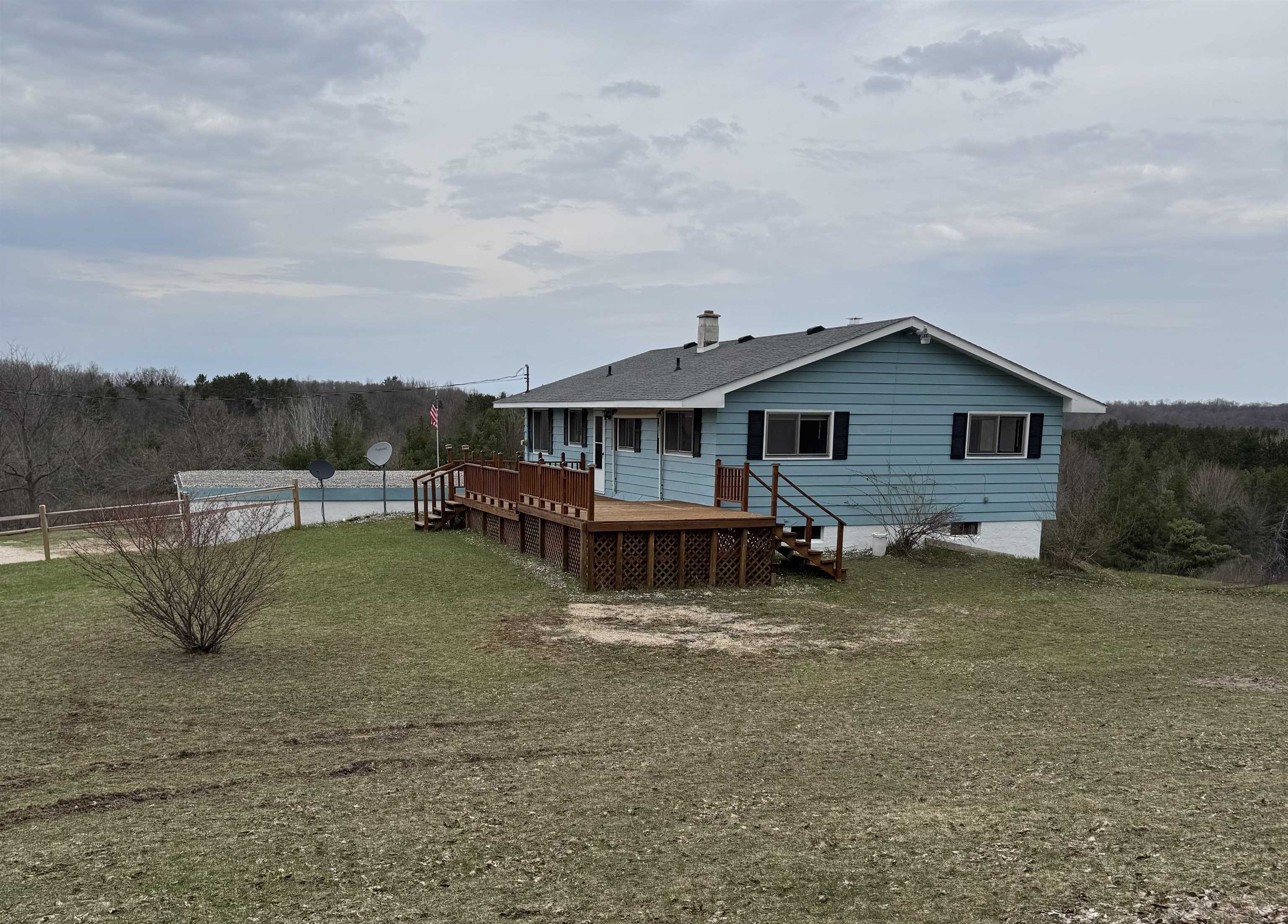 3135 Montgomery Road Bellaire, MI 49615 - Photo 1 of 40 1933849-eff763ba-125d-4005-8466-e9276a0065f5.JPG