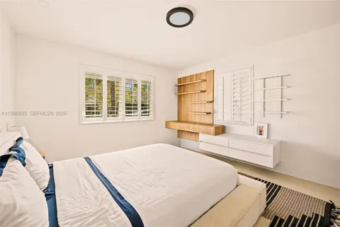 $3,495,000 | 865 West 47th Street, Miami Beach, FL 33140