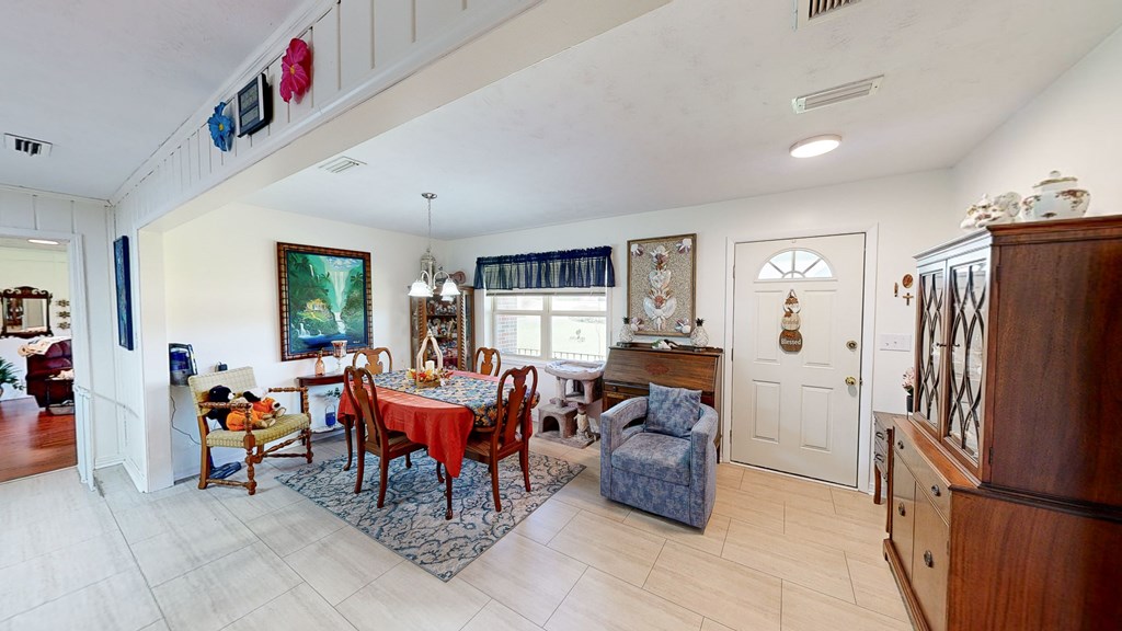 2156 Honeysuckle Road Dothan, AL 36301 - Photo 19 of 43 Gallery Image 19