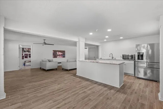 $489,500 | 218 Barracuda Street, Bayou Vista, TX 77563