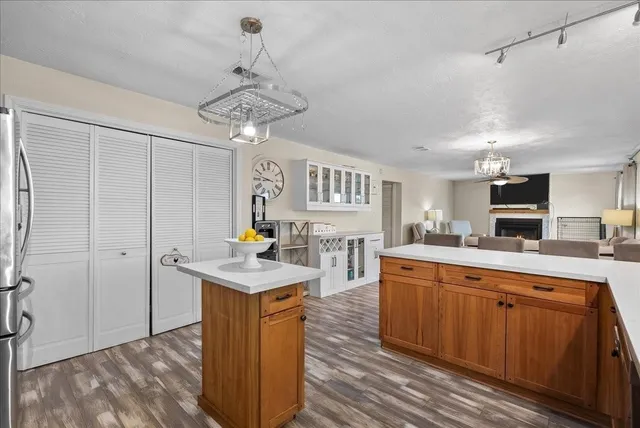 $489,500 | 218 Barracuda Street, Bayou Vista, TX 77563